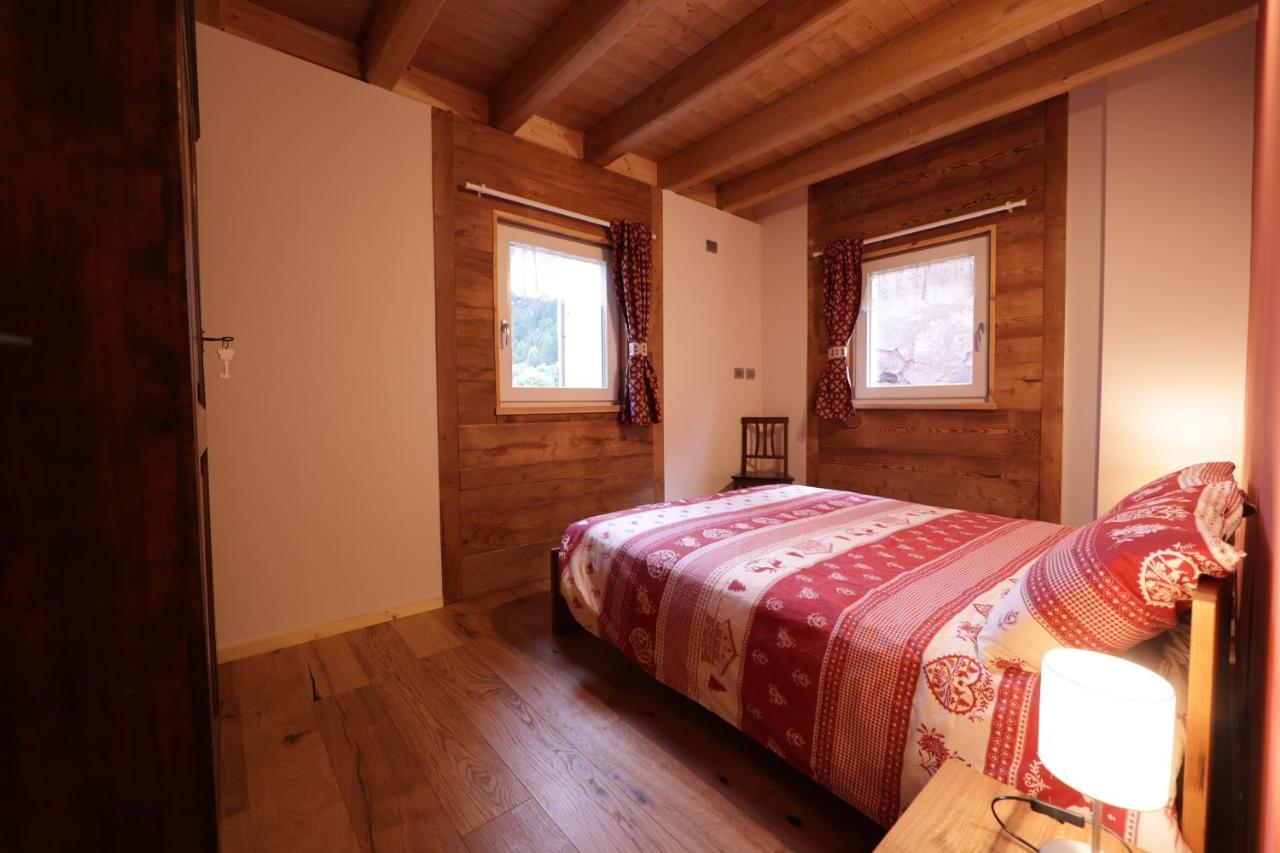 Casa Vacanze Le Falesie Бачено Екстериор снимка